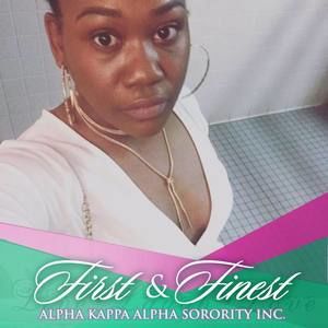 Meet your Posher, Tiffany